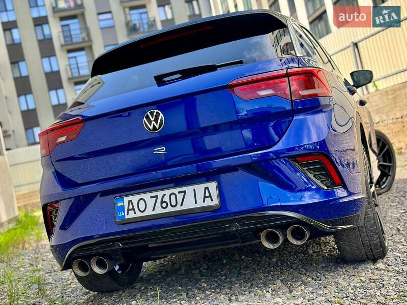 Позашляховик / Кросовер Volkswagen T-Roc 2020 в Ужгороді