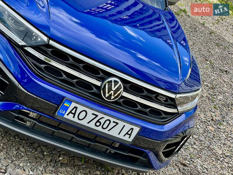 Позашляховик / Кросовер Volkswagen T-Roc 2020 в Ужгороді