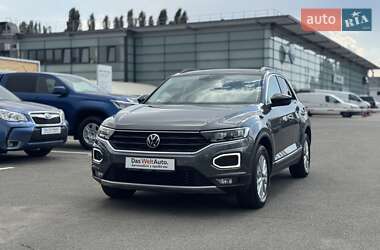 Внедорожник / Кроссовер Volkswagen T-Roc 2020 в Киеве