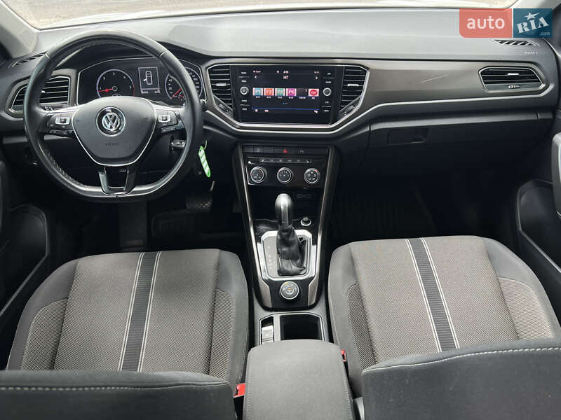 Внедорожник / Кроссовер Volkswagen T-Roc 2019 в Лопатине