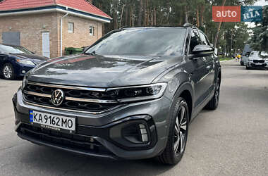 Внедорожник / Кроссовер Volkswagen T-Roc 2024 в 