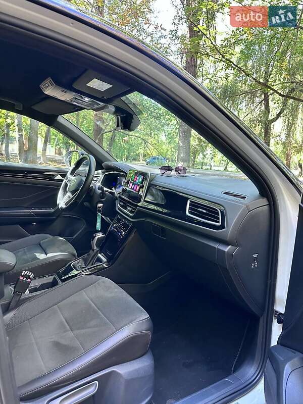 Внедорожник / Кроссовер Volkswagen T-Roc 2022 в Одессе фото 20 Внедорожник / Кроссовер Volkswagen T-Roc 2022 в Одессе