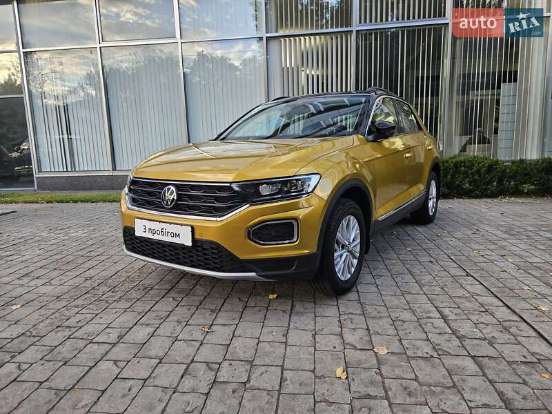 Внедорожник / Кроссовер Volkswagen T-Roc 2020 в Киеве