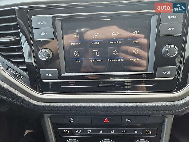 Внедорожник / Кроссовер Volkswagen T-Roc 2020 в Киеве