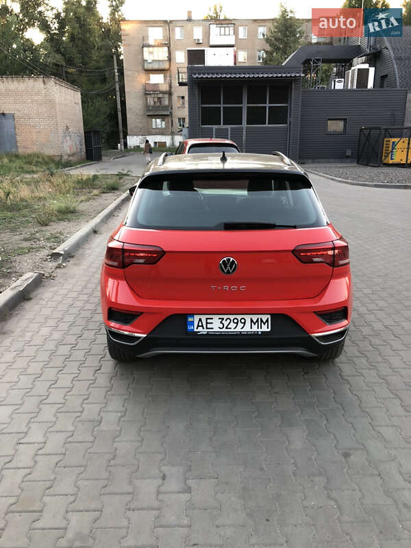 Внедорожник / Кроссовер Volkswagen T-Roc 2021 в Кривом Роге