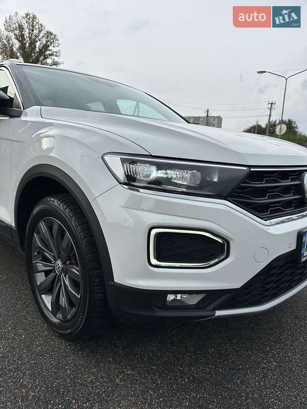 Позашляховик / Кросовер Volkswagen T-Roc 2019 в Києві фото 52 Позашляховик / Кросовер Volkswagen T-Roc 2019 в Києві