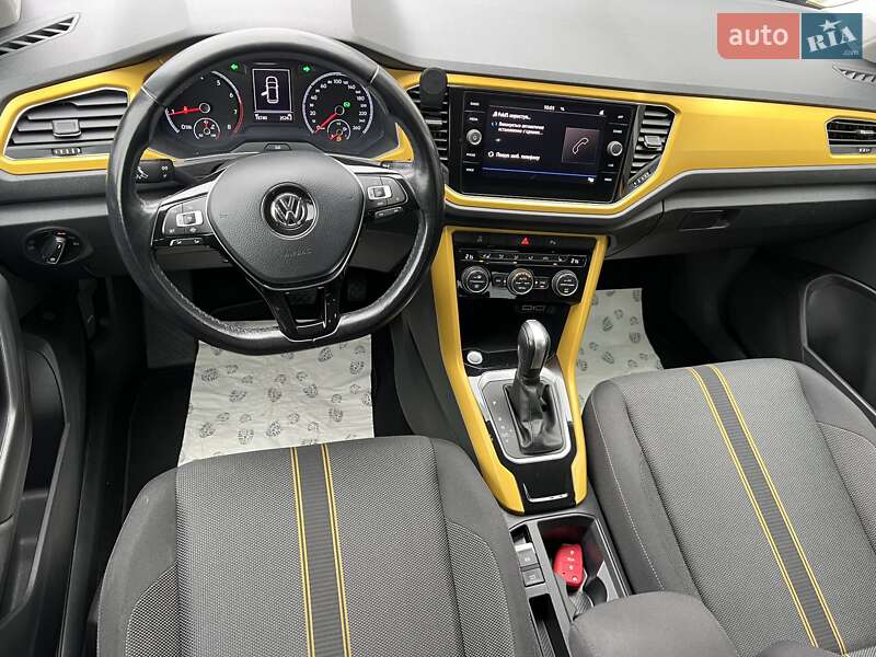 Позашляховик / Кросовер Volkswagen T-Roc 2019 в Києві