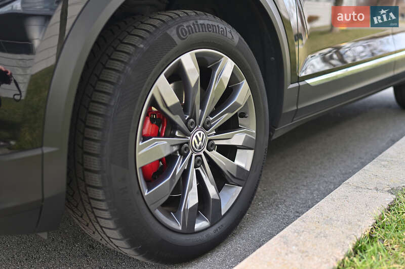 Позашляховик / Кросовер Volkswagen T-Roc 2019 в Броварах