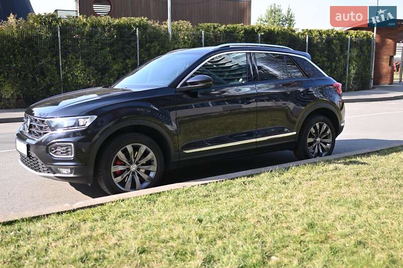 Позашляховик / Кросовер Volkswagen T-Roc 2019 в Броварах