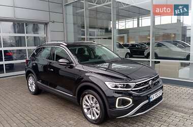 Volkswagen T-Roc 2024