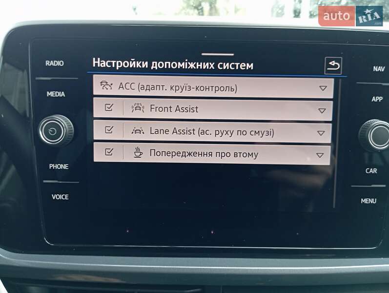Внедорожник / Кроссовер Volkswagen T-Roc 2024 в Киеве
