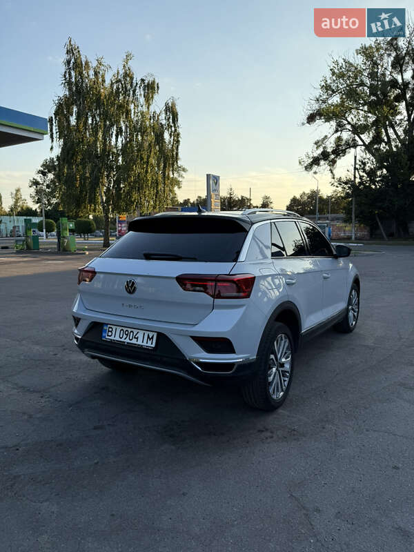 Внедорожник / Кроссовер Volkswagen T-Roc 2021 в Киеве фото 11 Внедорожник / Кроссовер Volkswagen T-Roc 2021 в Киеве
