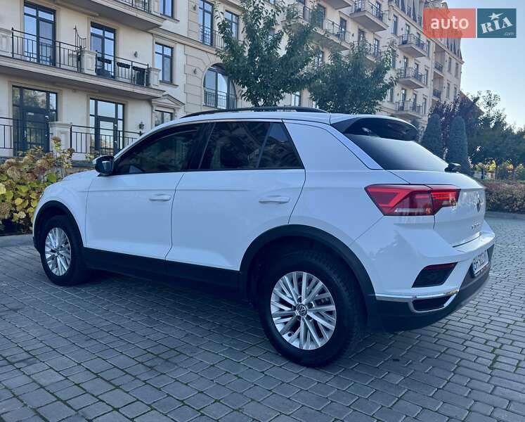 Внедорожник / Кроссовер Volkswagen T-Roc 2019 в Одессе