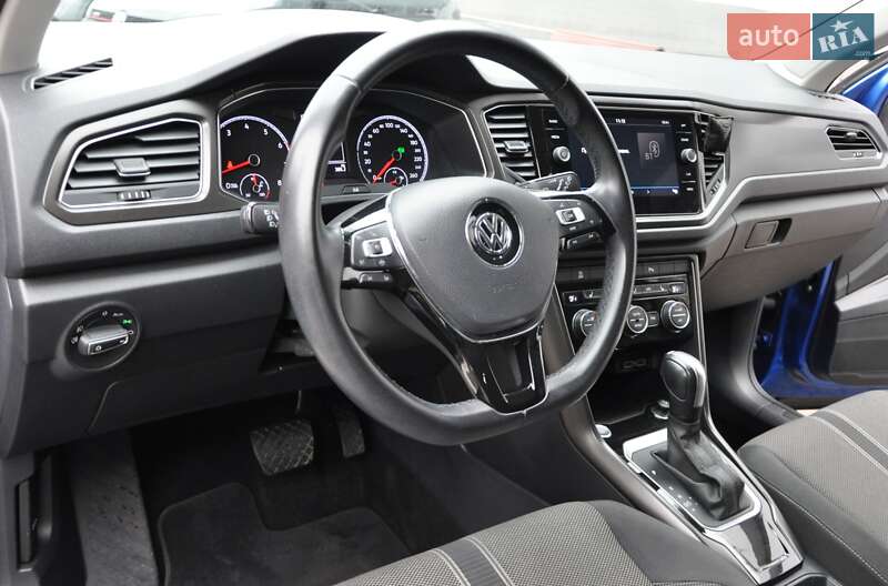 Внедорожник / Кроссовер Volkswagen T-Roc 2019 в Одессе фото 27 Внедорожник / Кроссовер Volkswagen T-Roc 2019 в Одессе