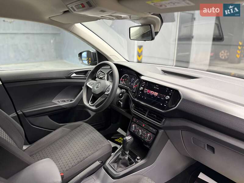 Позашляховик / Кросовер Volkswagen T-Roc 2020 в Чернівцях фото 22 Позашляховик / Кросовер Volkswagen T-Roc 2020 в Чернівцях