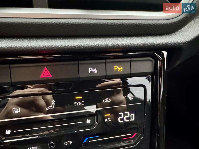 Позашляховик / Кросовер Volkswagen T-Roc 2024 в Києві фото 73 Позашляховик / Кросовер Volkswagen T-Roc 2024 в Києві