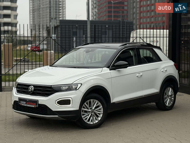Внедорожник / Кроссовер Volkswagen T-Roc 2021 в Киеве