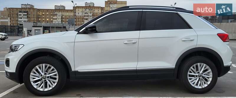 Внедорожник / Кроссовер Volkswagen T-Roc 2020 в Киеве фото 8 Внедорожник / Кроссовер Volkswagen T-Roc 2020 в Киеве