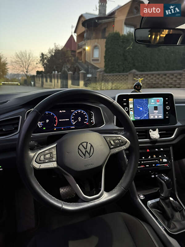 Внедорожник / Кроссовер Volkswagen T-Roc 2022 в Черновцах