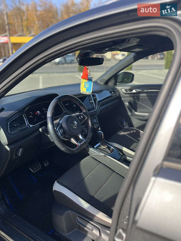 Внедорожник / Кроссовер Volkswagen T-Roc 2019 в Тернополе фото 9 Внедорожник / Кроссовер Volkswagen T-Roc 2019 в Тернополе