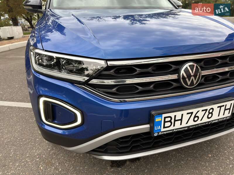 Внедорожник / Кроссовер Volkswagen T-Roc 2022 в Одессе