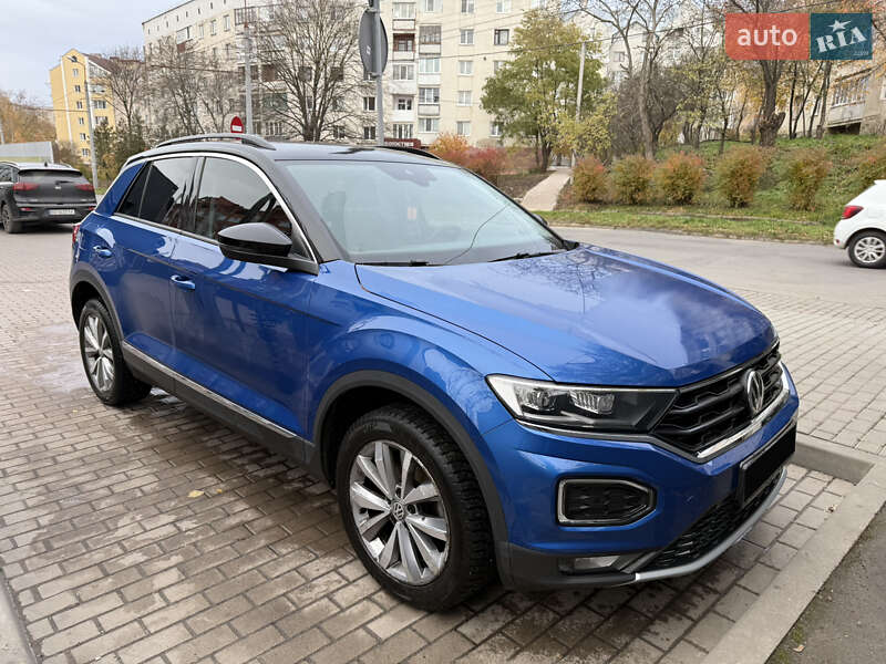 Внедорожник / Кроссовер Volkswagen T-Roc 2019 в Тернополе