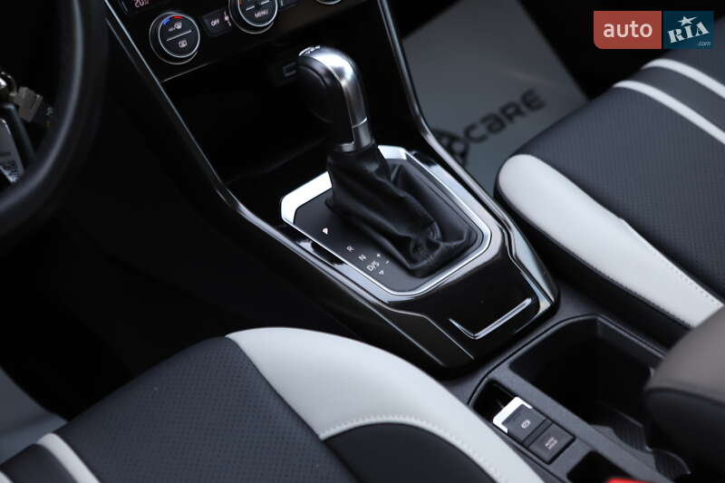 Внедорожник / Кроссовер Volkswagen T-Roc 2019 в Дрогобыче