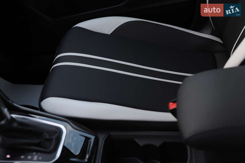 Внедорожник / Кроссовер Volkswagen T-Roc 2019 в Дрогобыче