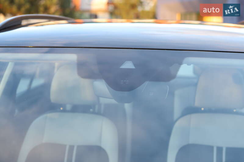 Внедорожник / Кроссовер Volkswagen T-Roc 2019 в Дрогобыче