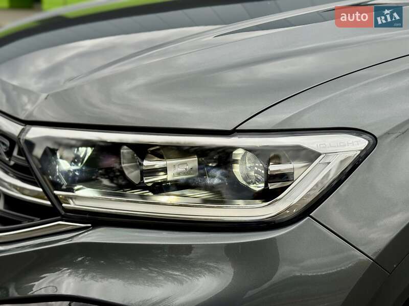 Позашляховик / Кросовер Volkswagen T-Roc 2024 в Києві