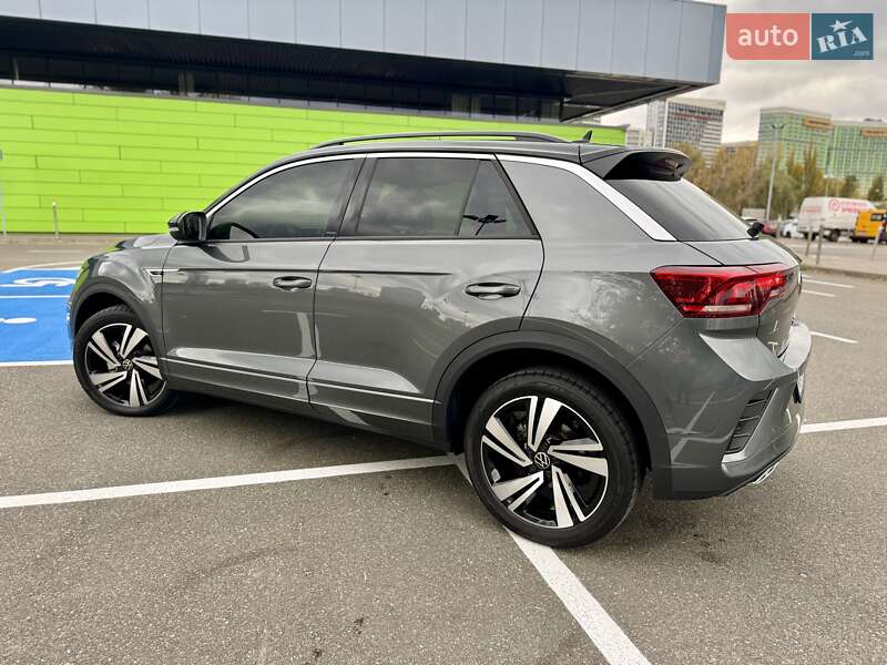 Позашляховик / Кросовер Volkswagen T-Roc 2024 в Києві
