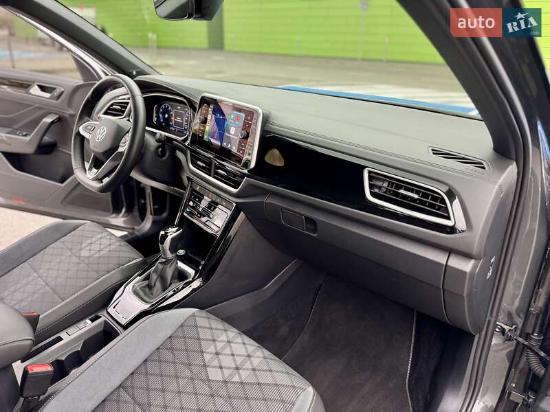Позашляховик / Кросовер Volkswagen T-Roc 2024 в Києві