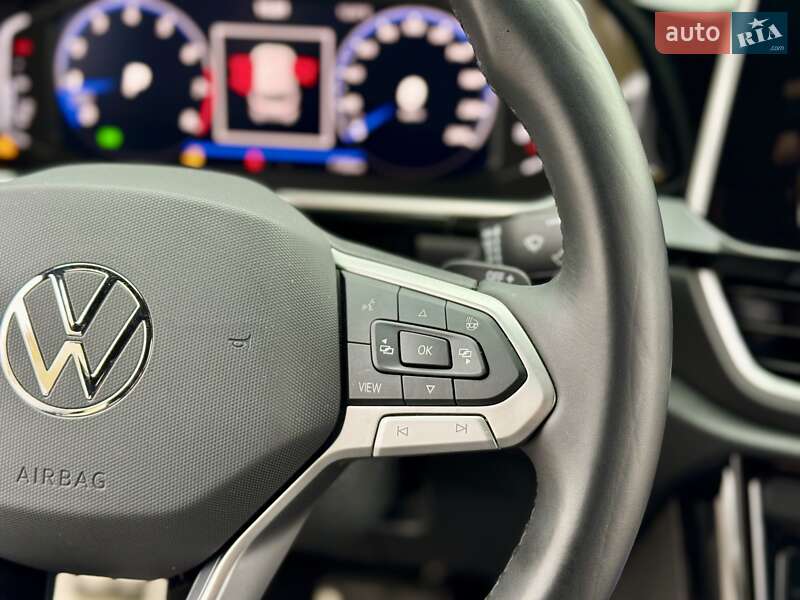 Позашляховик / Кросовер Volkswagen T-Roc 2024 в Києві