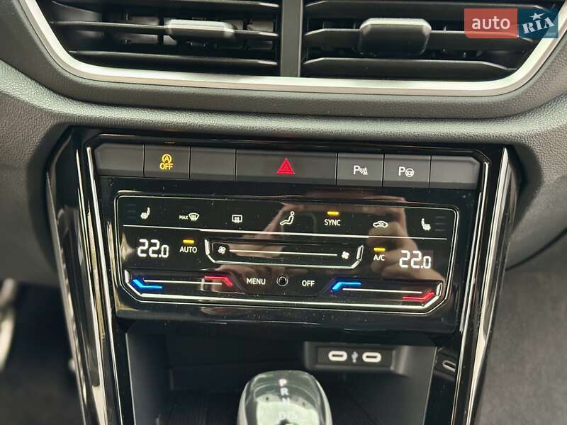 Позашляховик / Кросовер Volkswagen T-Roc 2024 в Києві