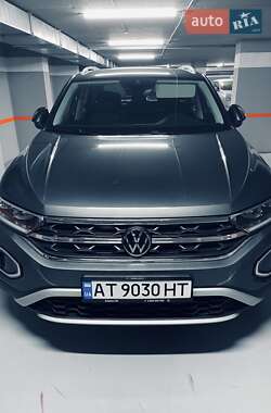 Внедорожник / Кроссовер Volkswagen T-Roc 2023 в Ивано-Франковске