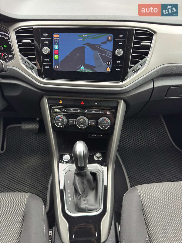 Позашляховик / Кросовер Volkswagen T-Roc 2021 в Дніпрі