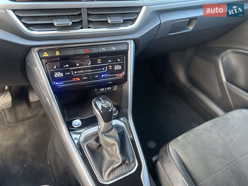 Позашляховик / Кросовер Volkswagen T-Roc 2022 в Івано-Франківську