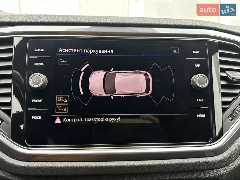 Внедорожник / Кроссовер Volkswagen T-Roc 2021 в Киеве