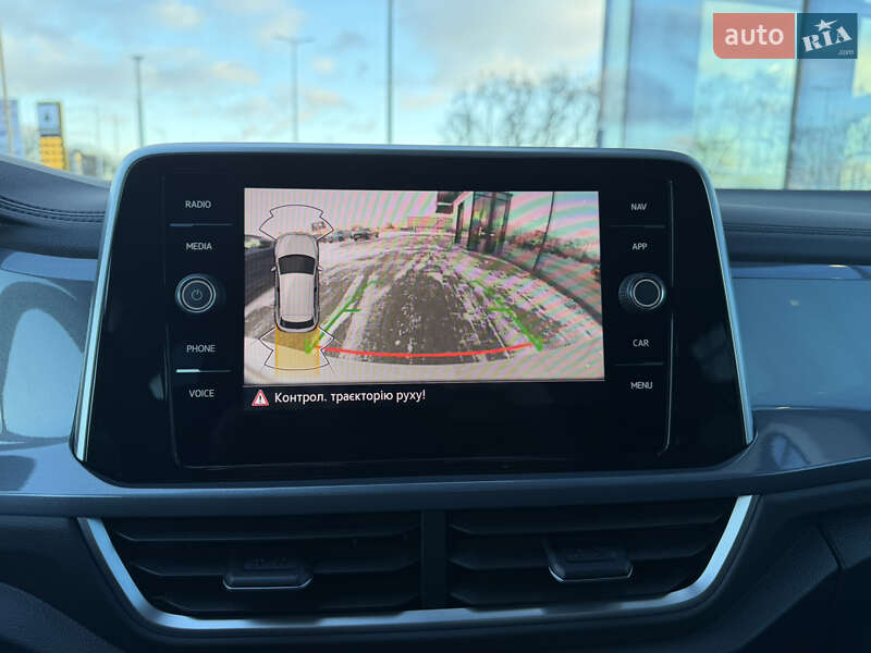 Позашляховик / Кросовер Volkswagen T-Roc 2024 в Києві