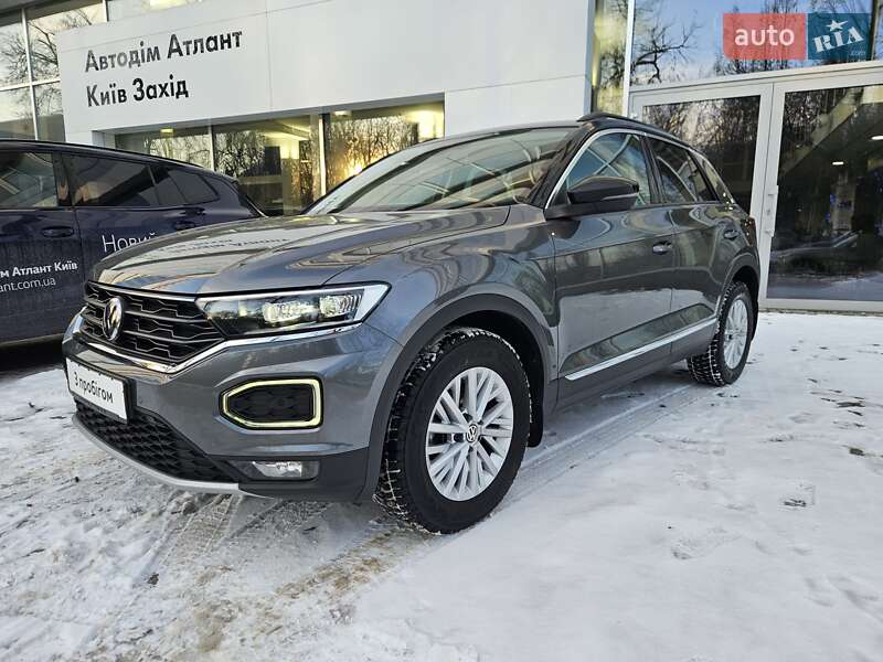 Позашляховик / Кросовер Volkswagen T-Roc 2020 в Києві фото 15 Позашляховик / Кросовер Volkswagen T-Roc 2020 в Києві