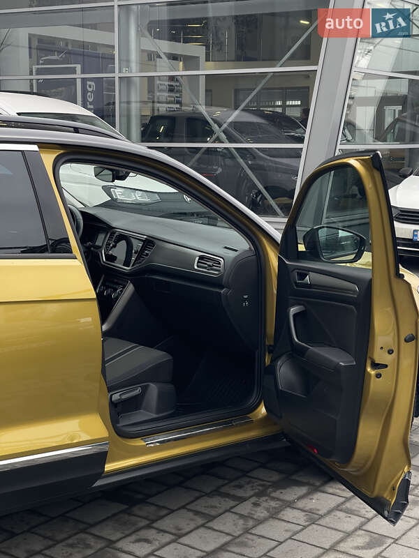 Внедорожник / Кроссовер Volkswagen T-Roc 2021 в Ивано-Франковске фото 38 Внедорожник / Кроссовер Volkswagen T-Roc 2021 в Ивано-Франковске