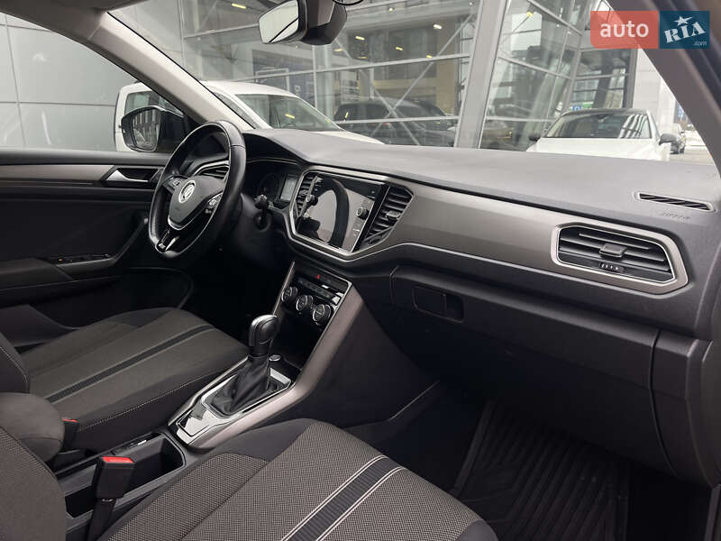 Внедорожник / Кроссовер Volkswagen T-Roc 2021 в Ивано-Франковске фото 44 Внедорожник / Кроссовер Volkswagen T-Roc 2021 в Ивано-Франковске