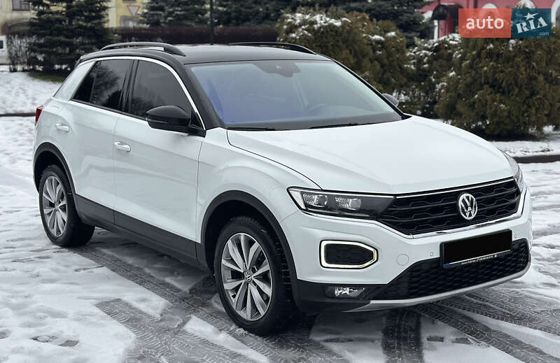Внедорожник / Кроссовер Volkswagen T-Roc 2019 в Днепре