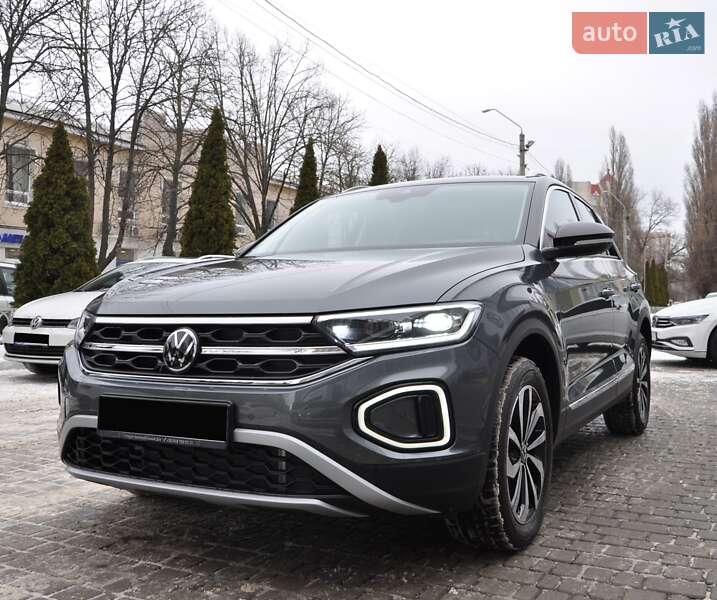 Внедорожник / Кроссовер Volkswagen T-Roc 2023 в Одессе