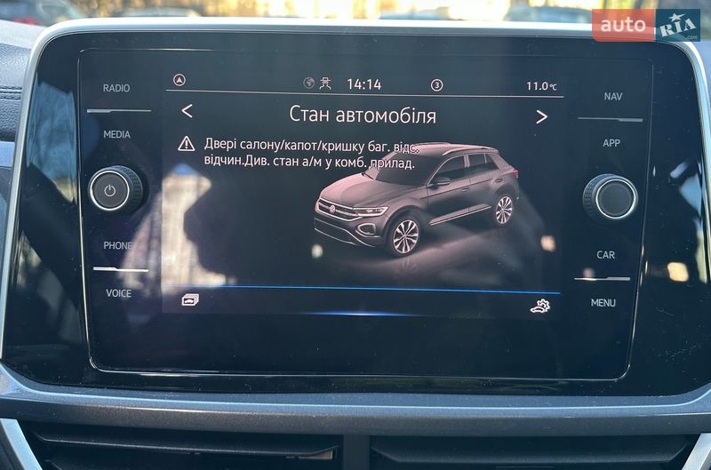 Внедорожник / Кроссовер Volkswagen T-Roc 2023 в Киеве