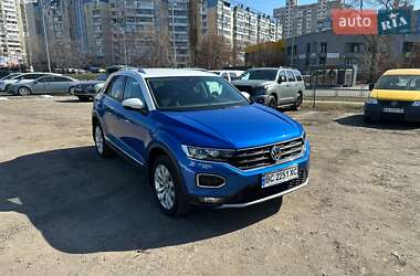 Volkswagen T-Roc 2019