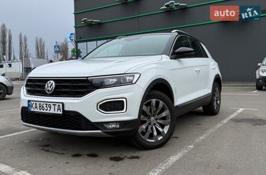 Позашляховик / Кросовер Volkswagen T-Roc 2019 в Києві