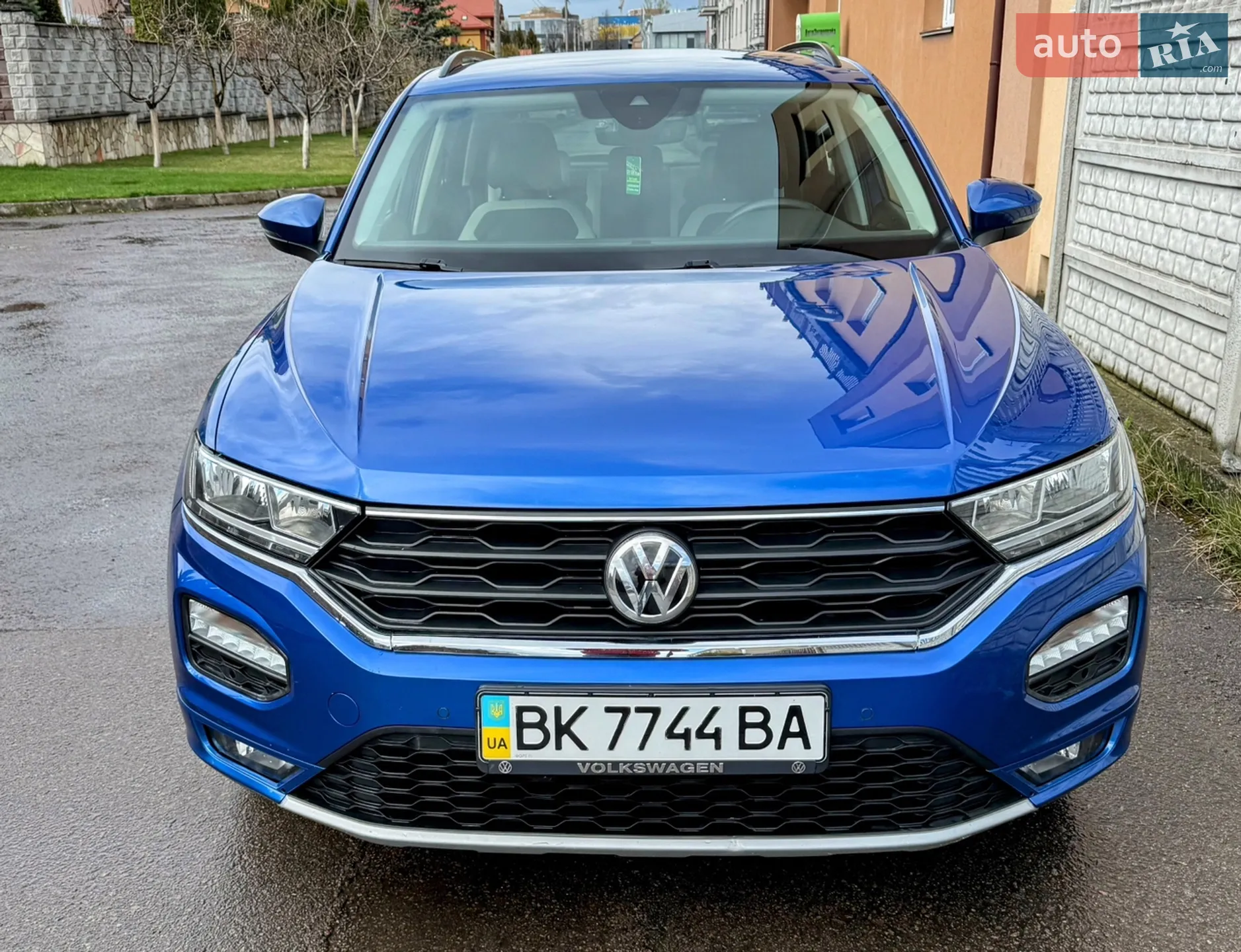 2018 Volkswagen T-Roc - фото 1