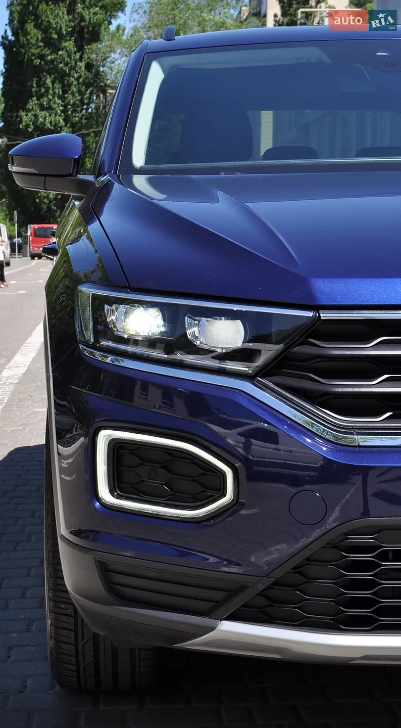 Volkswagen T-Roc 2020 VIN WVGZZZA1ZMV045212 фото оголошення 15 з 48