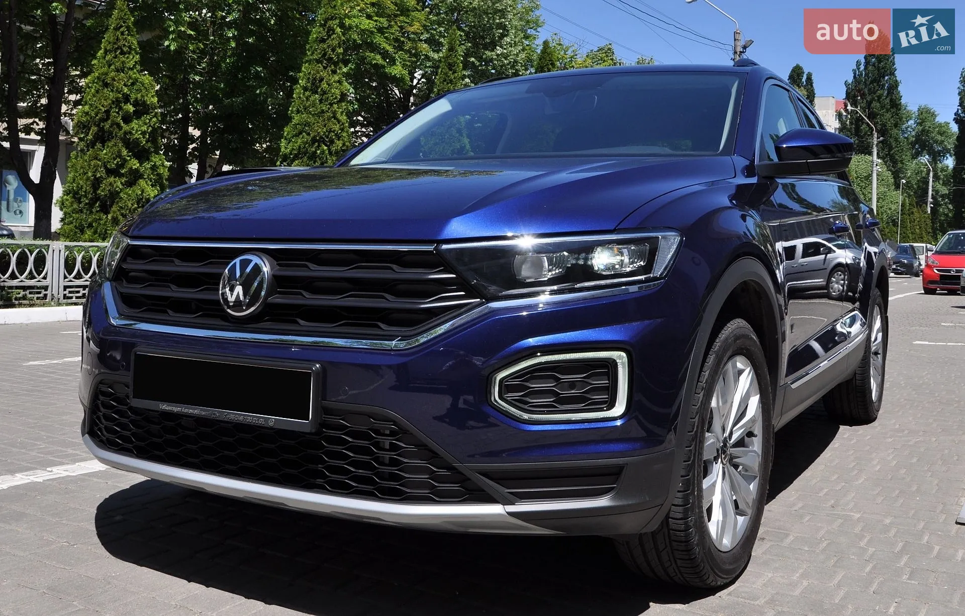 Volkswagen T-Roc 2020 VIN WVGZZZA1ZMV045212 фото оголошення 4 з 48